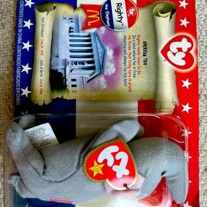 Ty Beanie Baby “Righty The Elephant” 1996 in Original packaging very rare